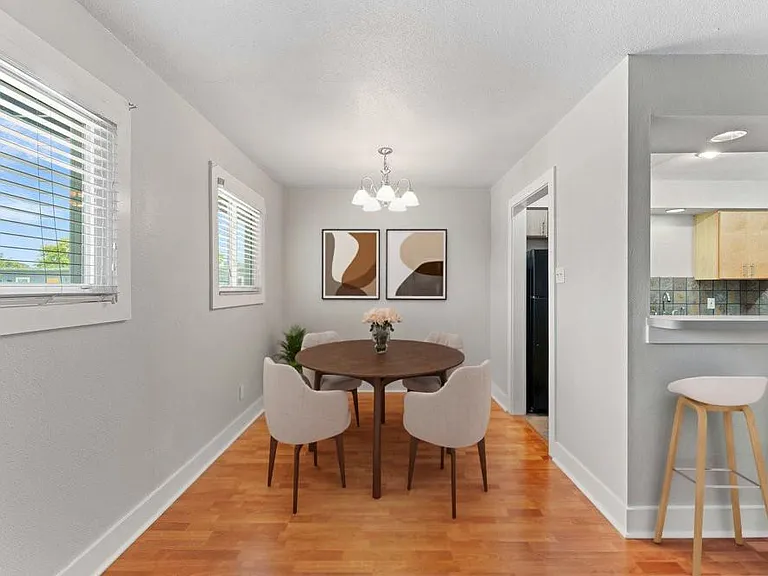 3815 Guadalupe St #303 — Photo 10