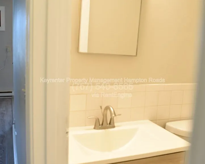 4670 Kincaid Ave #E — Photo 9