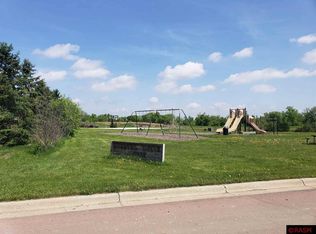 1003 Crystal Lake Dr, Lake Crystal, MN 56055