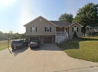 705 Maple St, Wellington, MO 64097