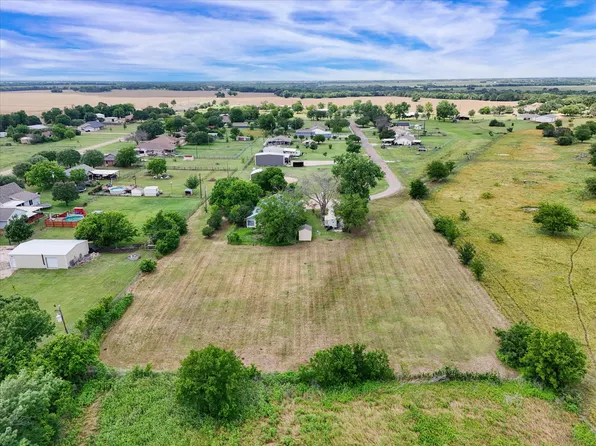 338 Shelly Ln, Woodway, TX 76712