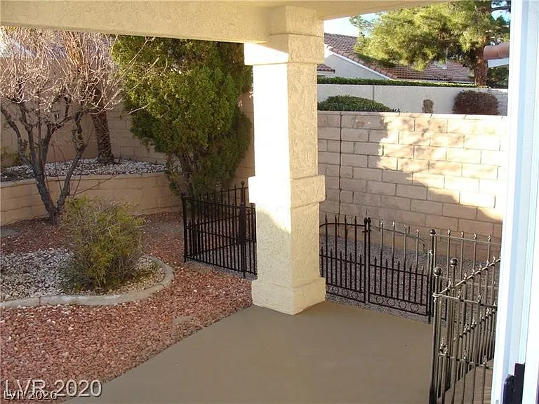 4845 Octavia Way — Photo 22