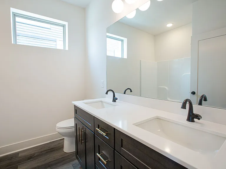 Slate Residences 1 | Modern Multifamily Living in Mill Town — Photo 13