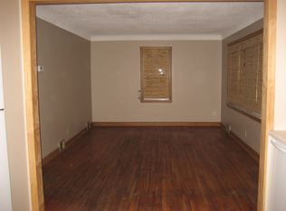 860 7th Ave NW, New Brighton, MN 55112