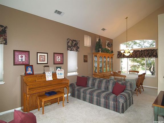 4th image of 2331 Jonathon Ct