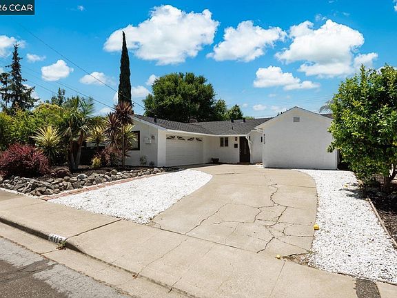 3rd image of 4112 Churchill Dr
