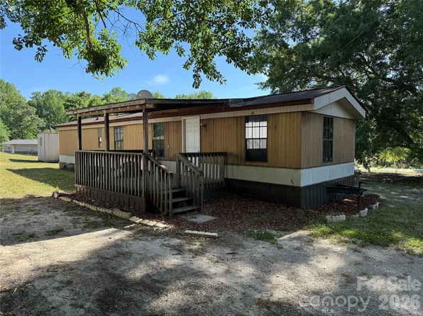 281 Phillips Dr, Forest City, NC 28043
