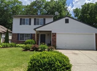 109 Southridge Ln, Westfield, IN 46074