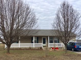 1420 Salem Cir, Bowling Green, KY 42101