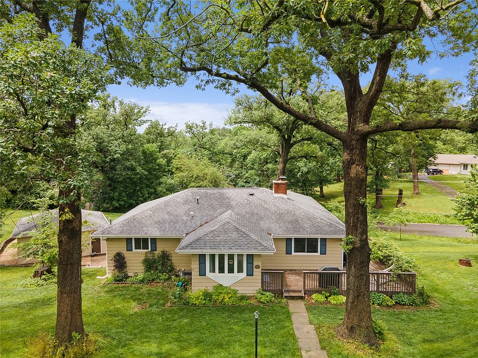 1st image of 1227 Glenwood Dr NW