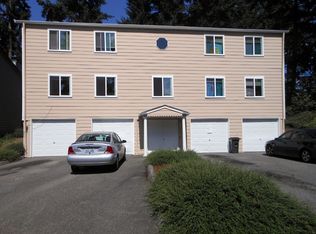 1801 S Woodland Glen Dr, Tacoma, WA 98444