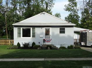 1089 101st St, Niagara Falls, NY
