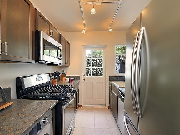 4th image of 655 Galisteo St APT 6