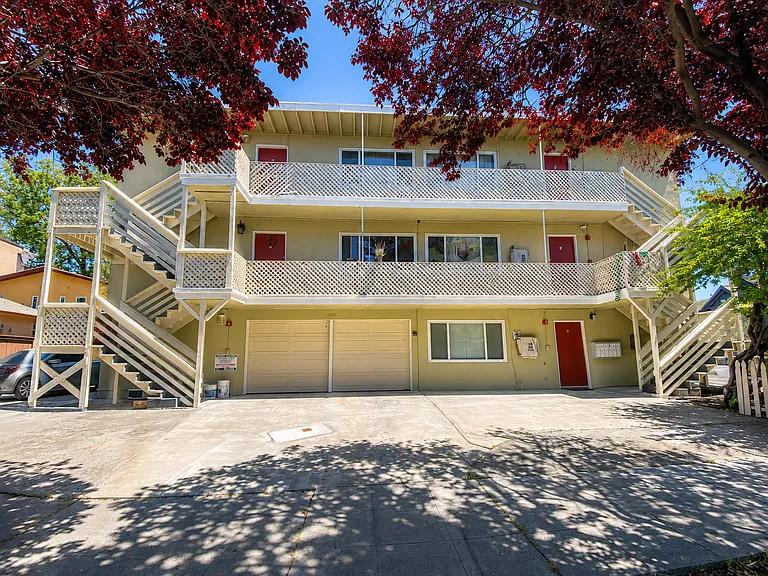 2199 Grant Street — Photo 16