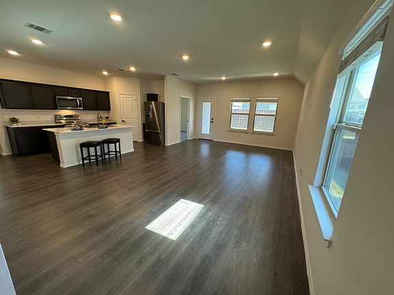 3rd image of 11320 W Pond Dr