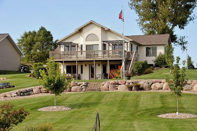 1st image of 54 Hill Dr