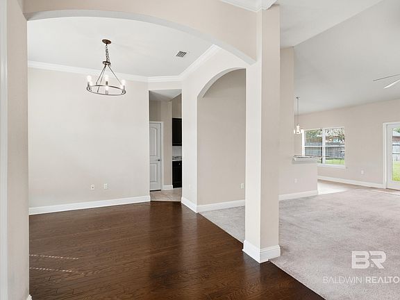 5th image of 745 Cheswick Ave