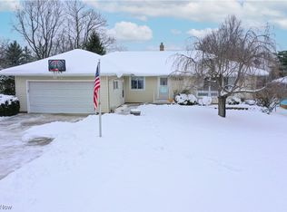 3140 Melody Ln, Parma, OH 44134