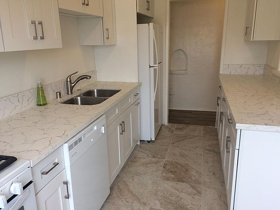 NEW beautiful kitchen