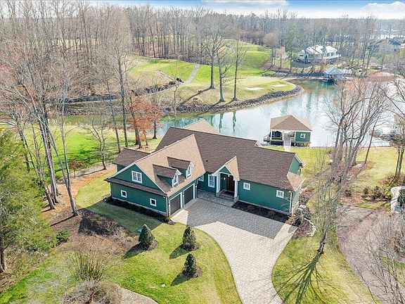2nd image of 65 Birdie Ln