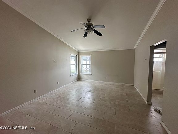 5th image of 8479 PIKES PEAK Drive