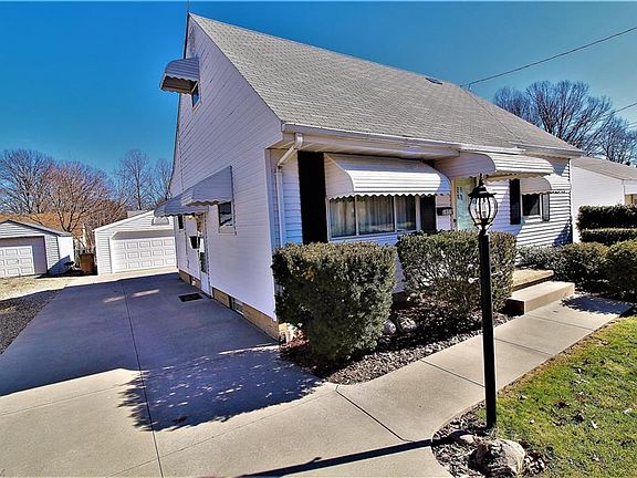 2nd image of 2857 9th St