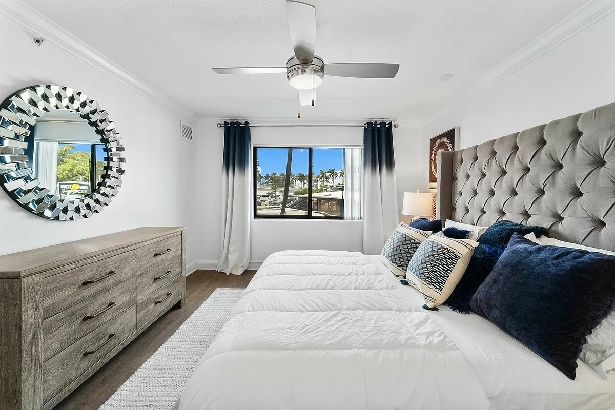 1-web-or-mls-BEC03852 - Harbour Pointe