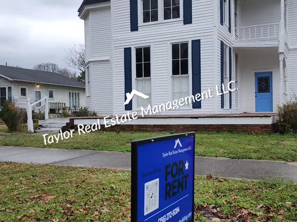 1100 N Montgomery Ave, Sheffield, AL 35660