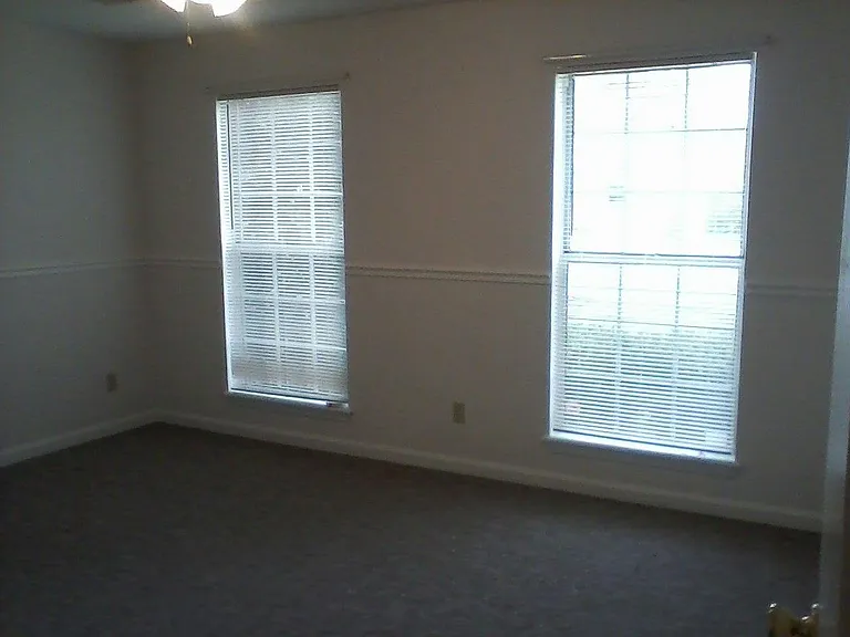 1609 Acosta Ct — Photo 11