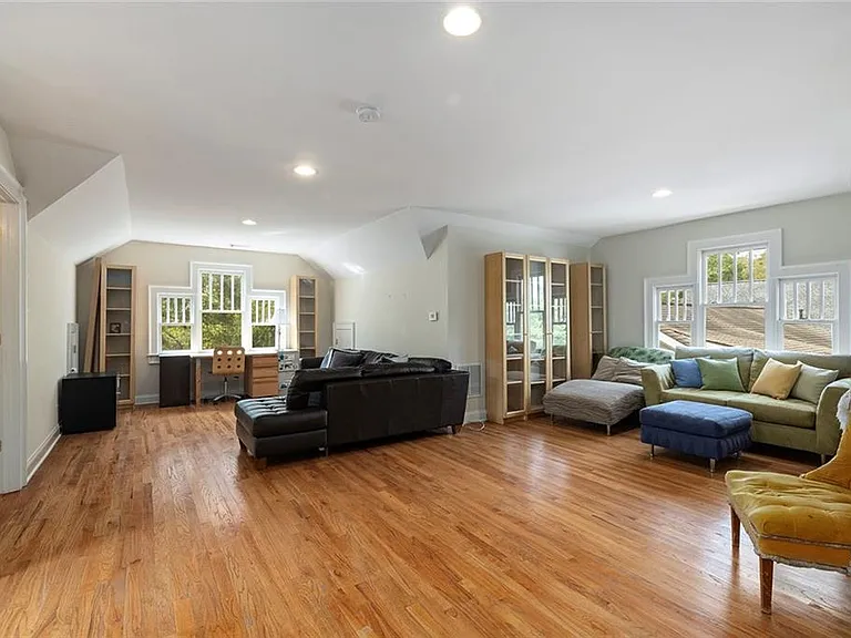 120 Park Pl — Photo 26