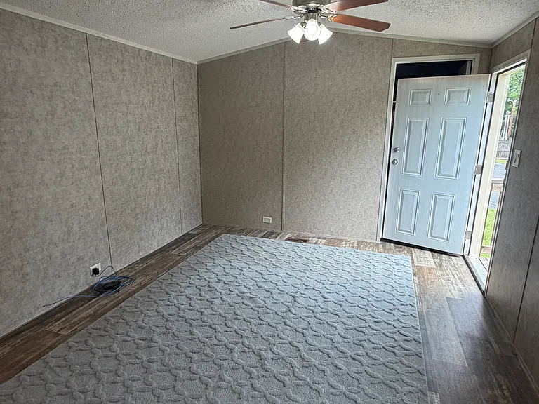3531 Baker Rd #9 — Photo 14