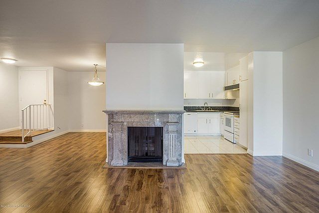 1st image of 125 N Allen Ave APT 214