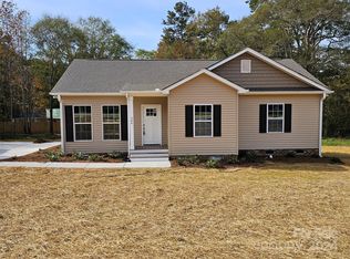 384 Grace Ave, Lancaster, SC 29720
