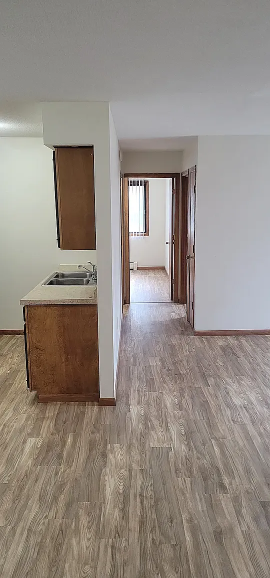 Brookview Manor — Photo 1