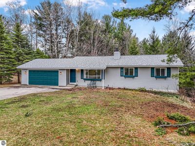 4351 Hearthside Dr, Traverse City, MI, 49684