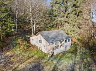 1906 Stuart St, Raymond, WA 98577