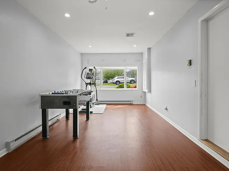 358 Loveland Rd — Photo 11