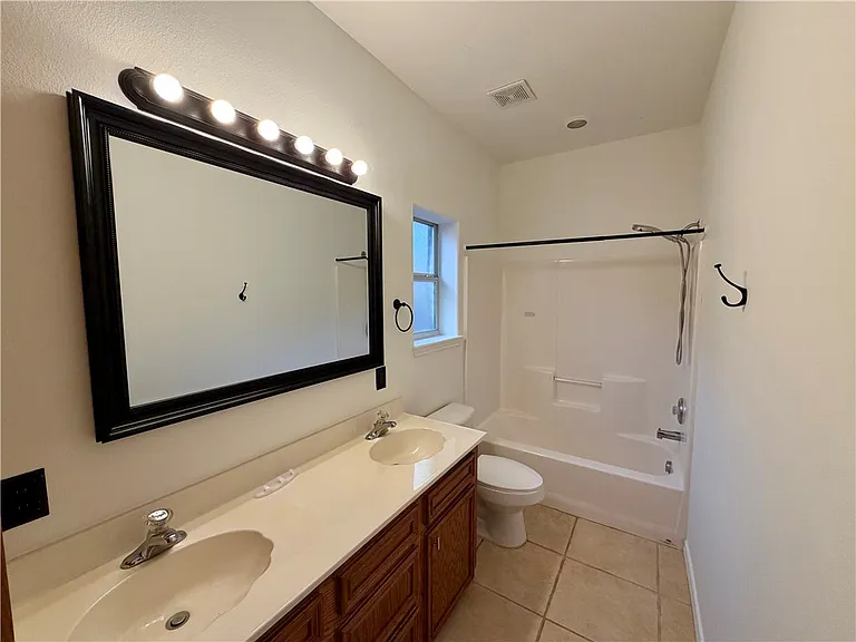 6230 Queen Jane St — Photo 8