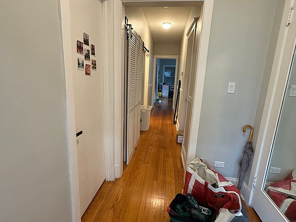 3rd image of 6427 N Greenview Ave #2