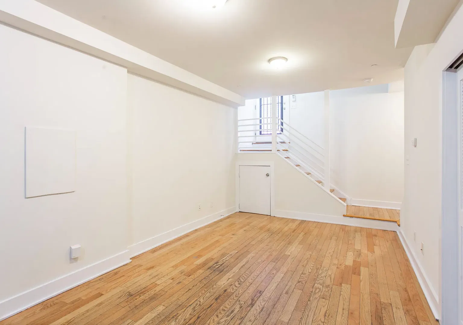 1706 Fontain St — Photo 2