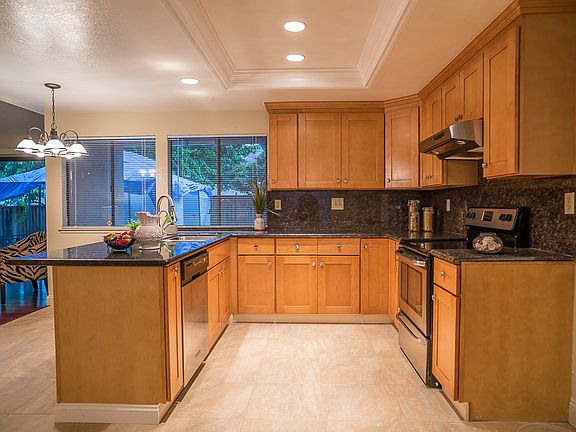 5th image of 3236 Flintmont Dr