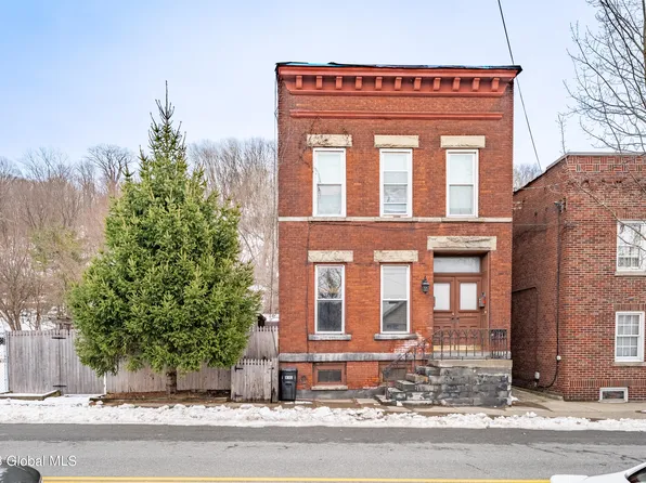 1306 5th Avenue, Troy, NY 12180
