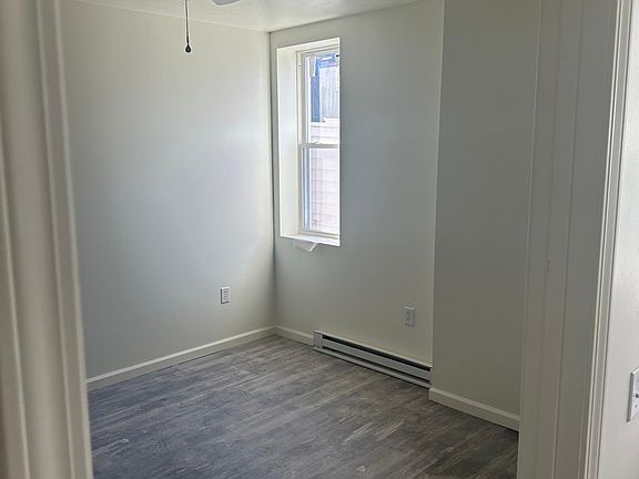 4th image of 569 Kendall Ave