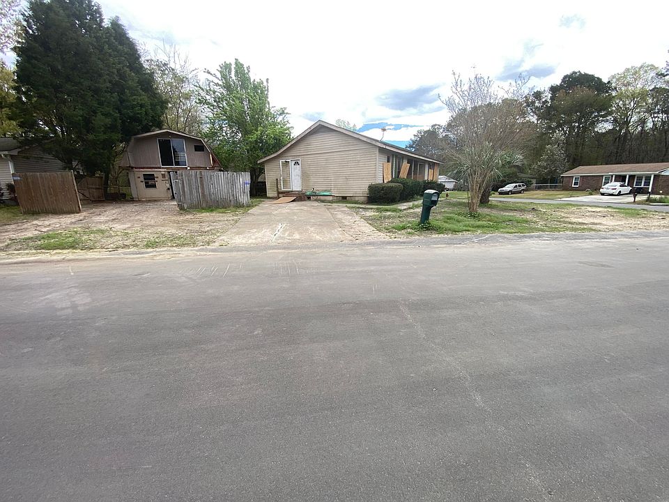 1st image of 123 Red Cedar Dr