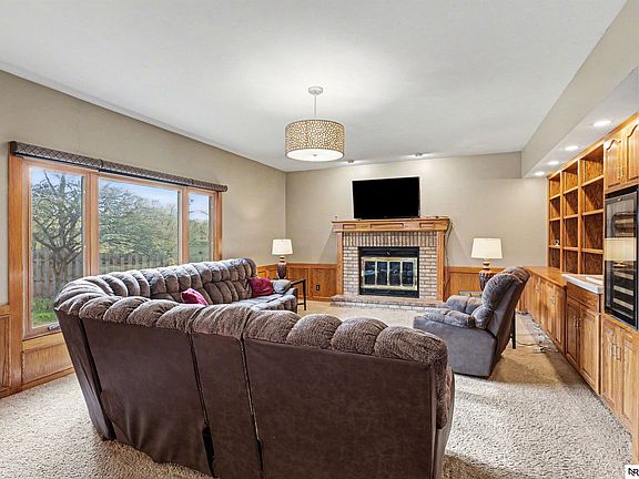 2nd image of 2600 S 77th Pl