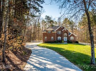 183 Twin Creeks Dr, Troutman, NC 28166