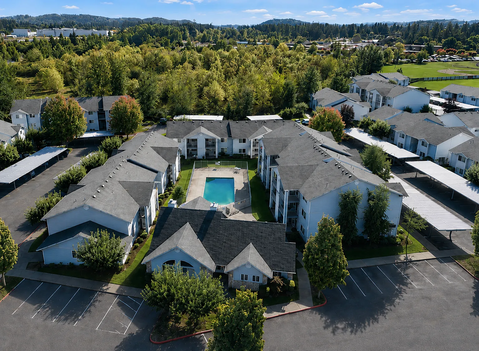 Fieldstone — Photo 1
