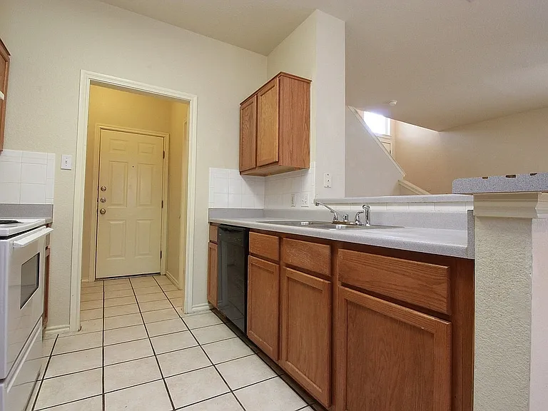 7310 Dan Jean Dr — Photo 7