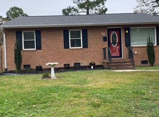 42 Lacrosse St, Hampton, VA 23663