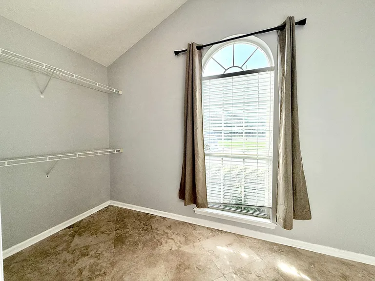 11411 Kingsley Manor Way — Photo 27